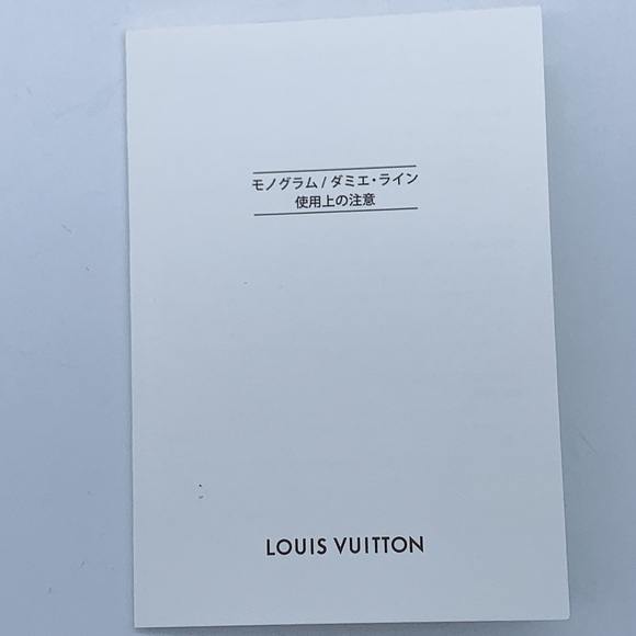 Louis Vuitton LV Cowhide Leather Key Holder - Picture 15 of 16